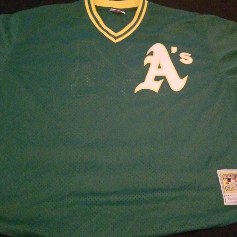Mitchell & Ness